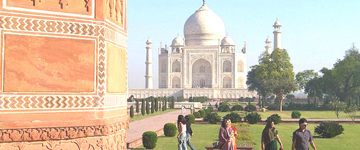 Delhi Agra Mathura Vrindavan Delhi Tours (India)
