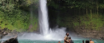 La Fortuna Waterfall & Baldi Hot Springs. Private Tour From San Jose (Costa Rica)