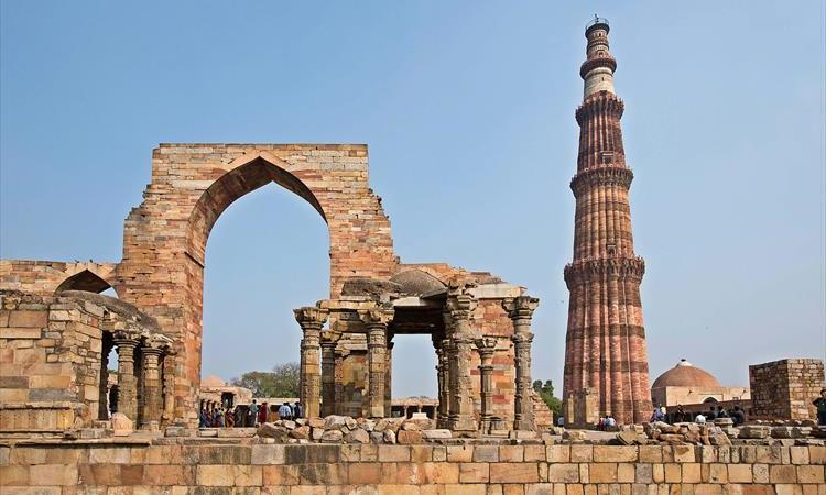 Body, Mind & Soul - Ghats To Golden Temple (With Local Flights) (India)
