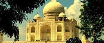 One Day Taj Mahal and Fatehpur Sikri Tour (India)