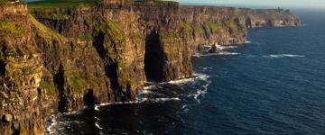 Cliffs of Moher Tour Premium 1 Day (Ireland)
