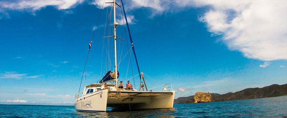 Sunset Catamaran Tour From Guanacaste (Costa Rica)