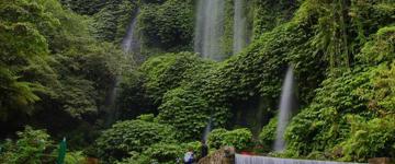 Discover Benang Stokel & Kelambu Waterfall (Indonesia)