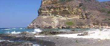 Unspoilt Coastline Tour (Indonesia)
