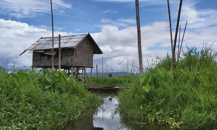 Explore The Magical Inle Lake By Long-tail Boat (Myanmar)