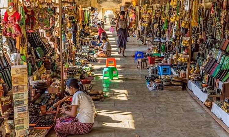 Heritage Of Yangon: Food & Walking Tour (Myanmar)