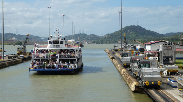 Panama Crossing, Panama