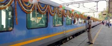 Agra Tour With Superfast Train: All Inclusive (India)