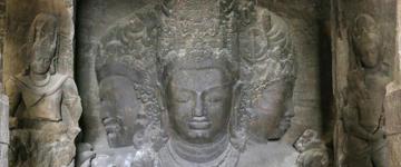 Colonial Cities, Train, Tea, Tiger & Tribal Tour (India)