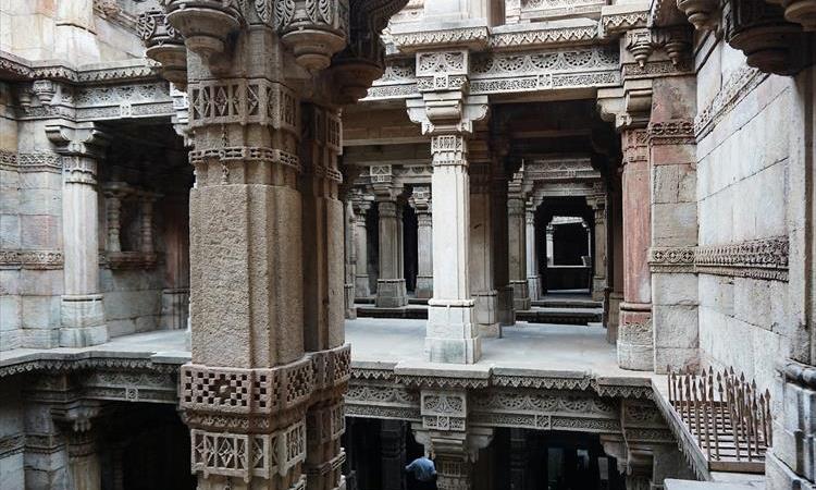 Gujarat Archeological & Natural Wonders (India)