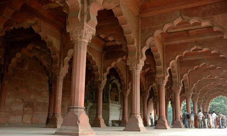 Luxury Taj Mahal Sunrise Tour From Delhi With 5 Star Hotel Lunch: All Inclusive (India)