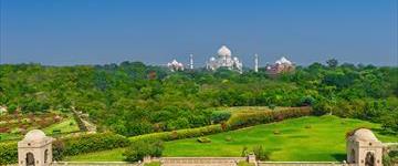 Private Guided Taj Mahal Sunrise And Agra Fort Tour (India)