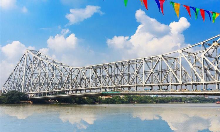 Colonial Kolkata, Tea Estate & Buddhist Monasteries (India)