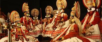 Kerala Tea Estate, Backwater & Marari Beach Tour (India)