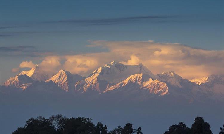 Colonial Cities, Tea Estate, Monasteries & Caves (India)