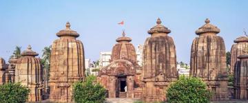 Must-Visit Temples Of East & South India And Kerala Backwaters (India)