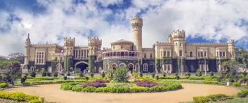 Bangalore To Backwater Of Kerala & Temples Of Madurai & Trichy (India)