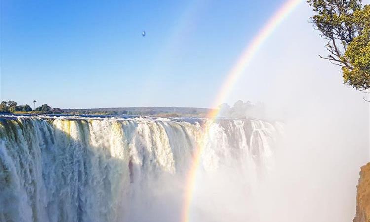 Guided Tour Of Victoria  Falls (Zimbabwe)