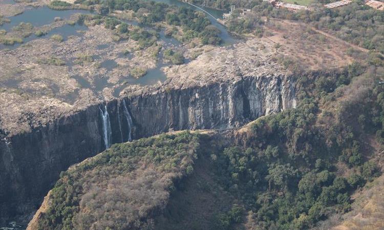 3 Days Victoria Falls Safari (Zimbabwe)