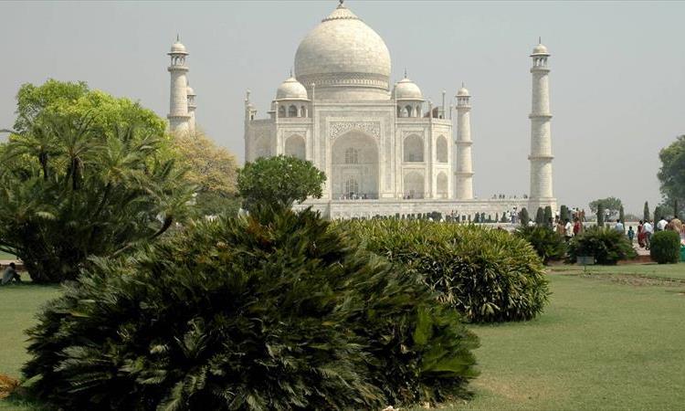 Raj To Taj & Beyond - Delhi | Agra | Jaipur | Galta (All Inclusive Tour) (India)