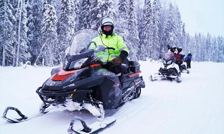 Snowmobile & Ice-fishing (Finland)