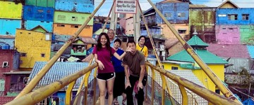 Tumpak Sewu Waterfall & Rainbow Village 1-day Tour (Indonesia)