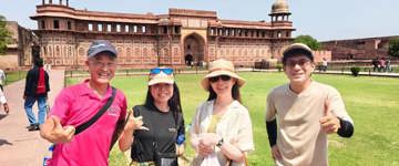 Taj Mahal, Agra Fort Tour: From New Delhi (India)
