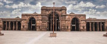 Gujarat Sacred Heritage, Temples & Little Rann (India)